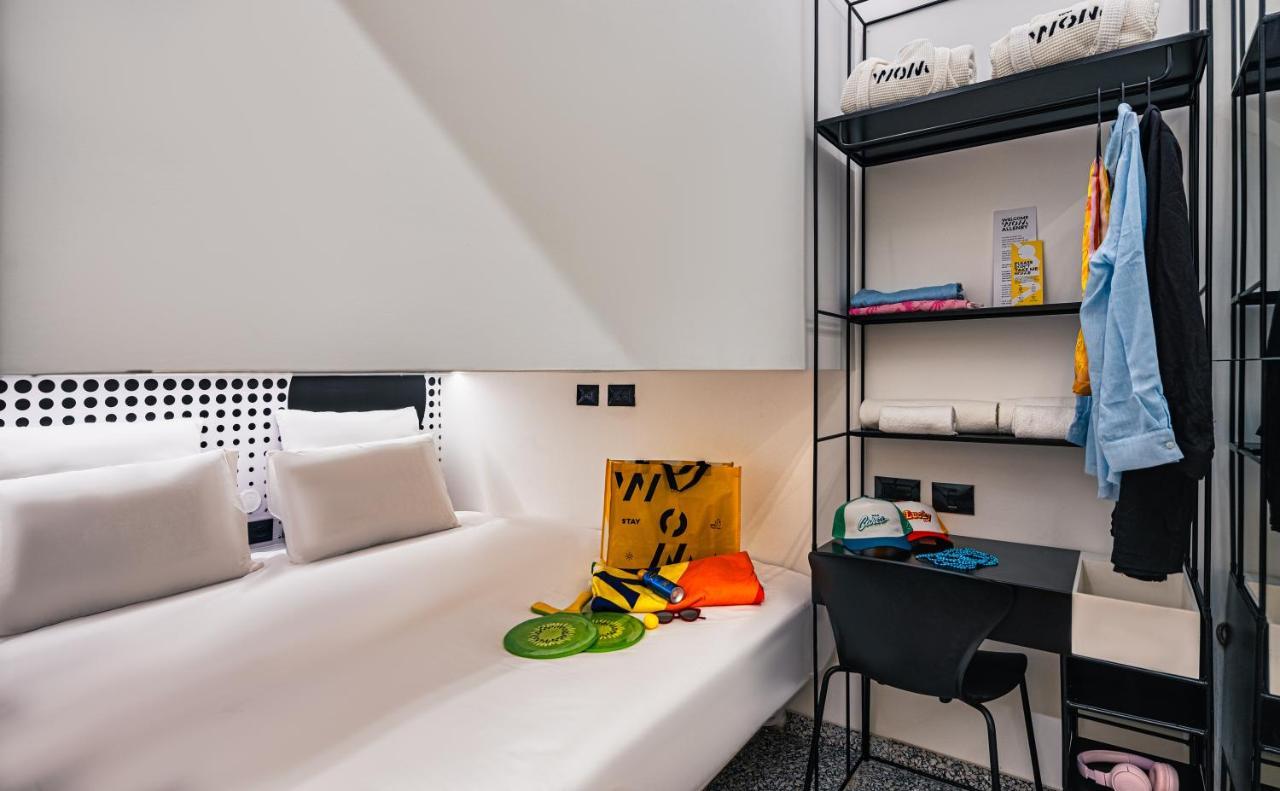 Wom Beach Pod Hotel - A Member Of Brown Hotels Tel Aviv Exterior photo